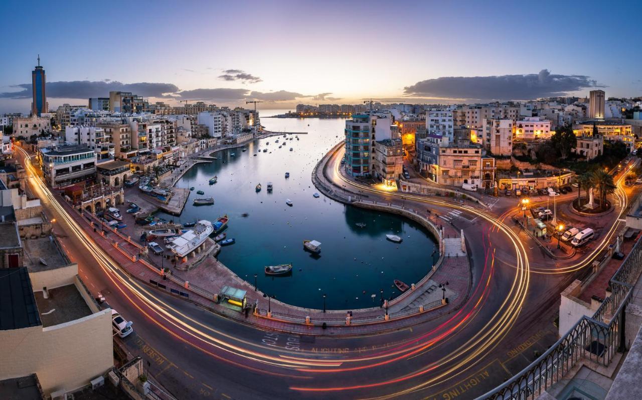 Modern Apartment In The Best Area Of Sliema Esterno foto
